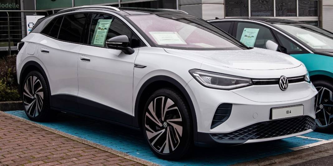 Türkiye'de "Yılın otomobili" için 42 aday 44